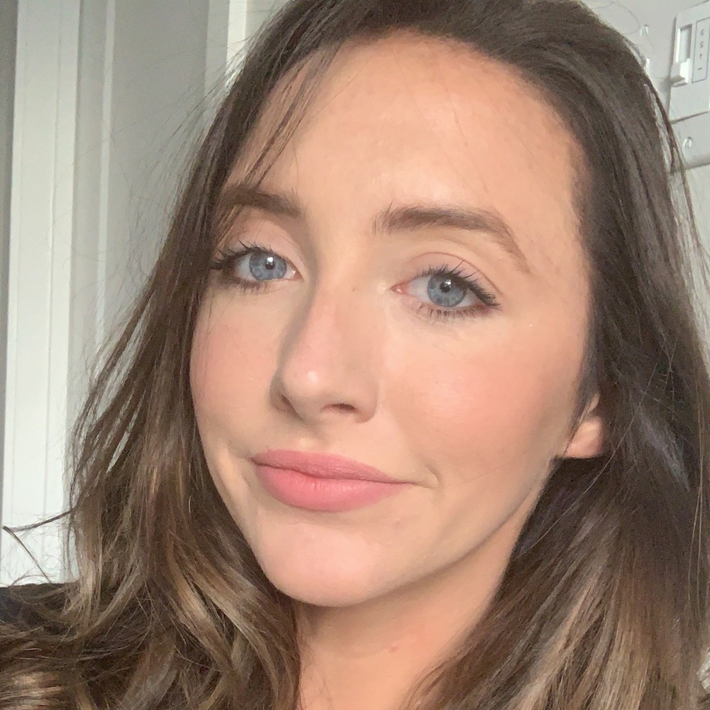 Meet your Posher, Katelyn